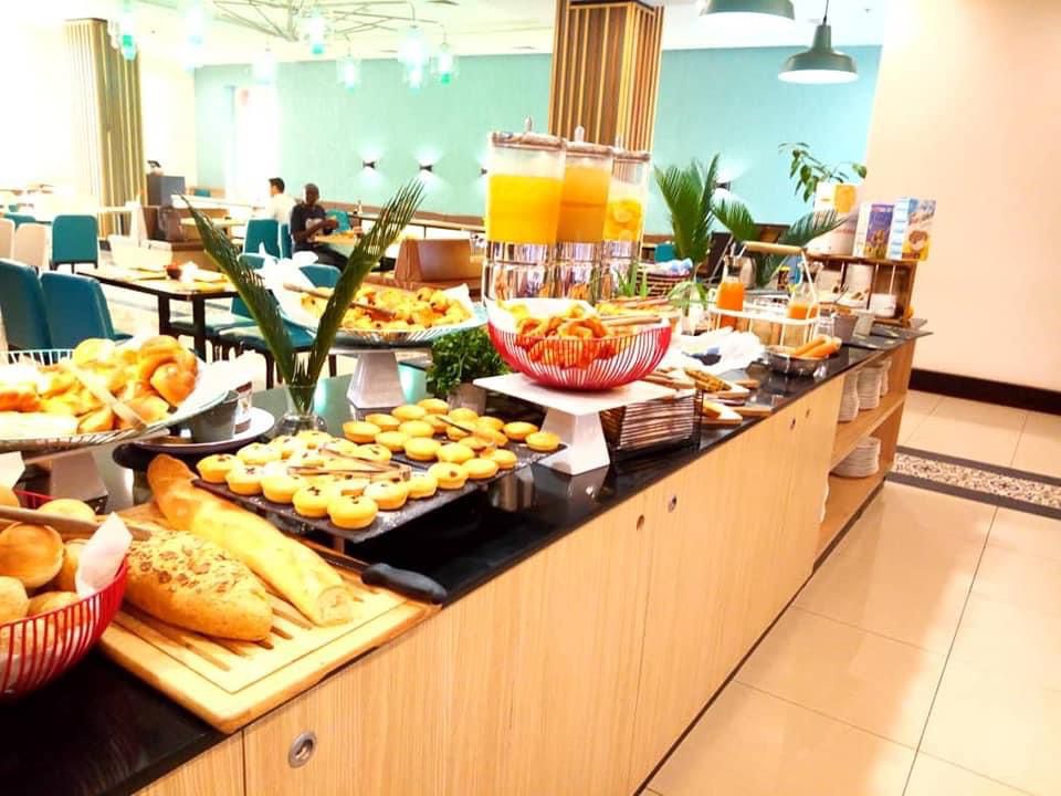 Chef Emmanuel TUYISHIME Lewiston Maine culinary service plating international meals